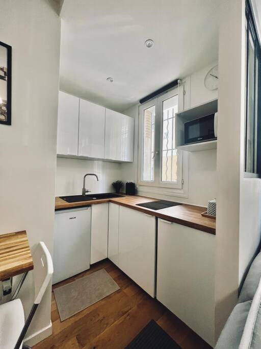 Appartement Tres Beau Studio Refait A Neuf 2 à Saint-Ouen  Extérieur photo
